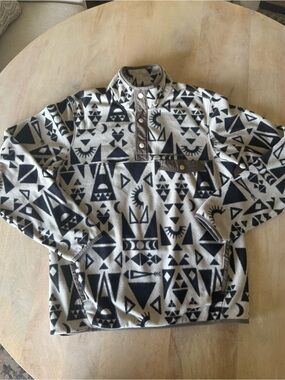 Vintage Eddie Bauer Cream and Black Geometric Zip-Up Fleece Pullover